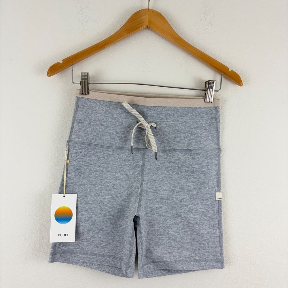 Vuori Women Heather Gray Clean Elevation Short VW387 Small NWT